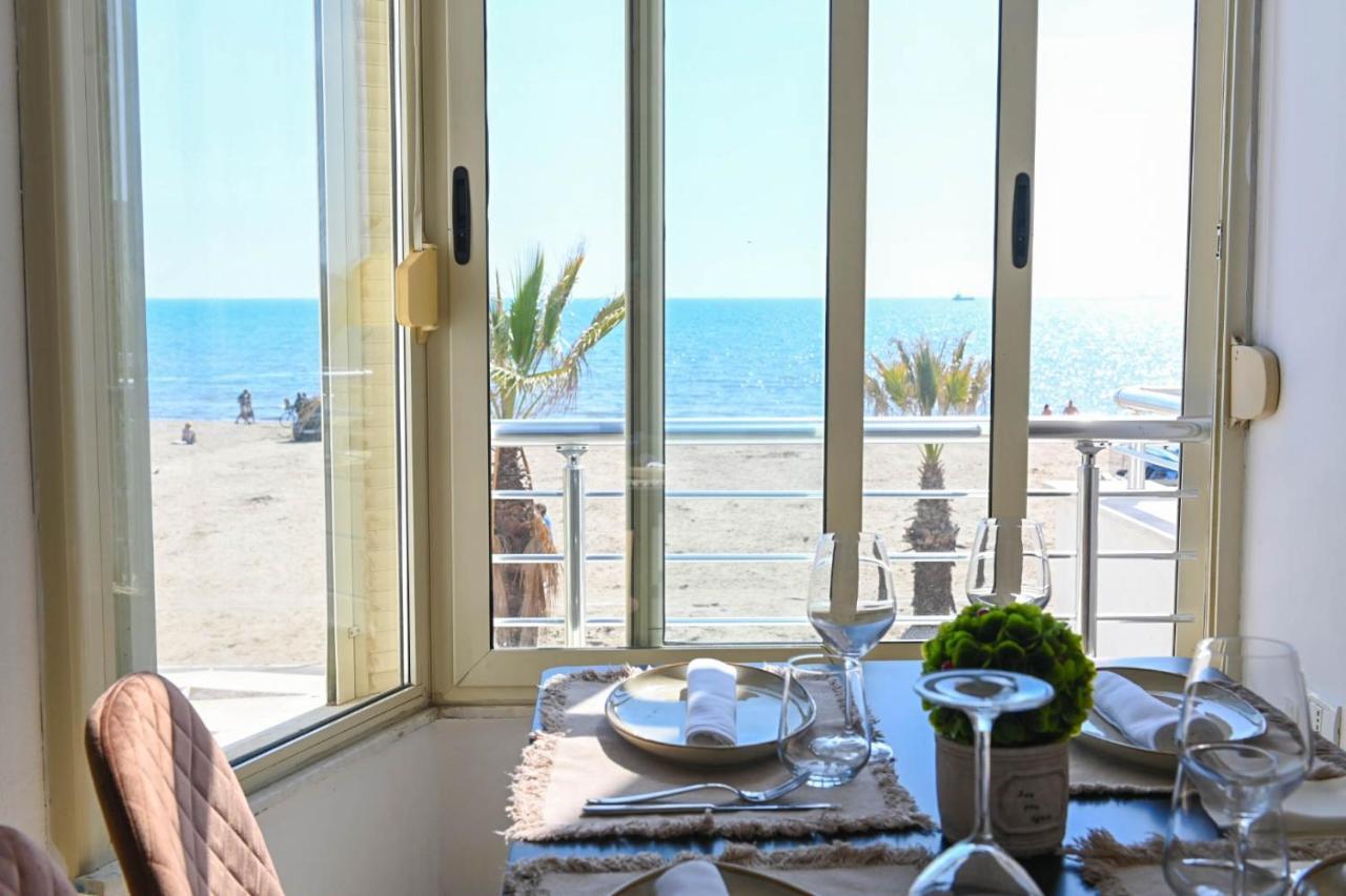 Wave Beachfront Apartments Durres Ngoại thất bức ảnh