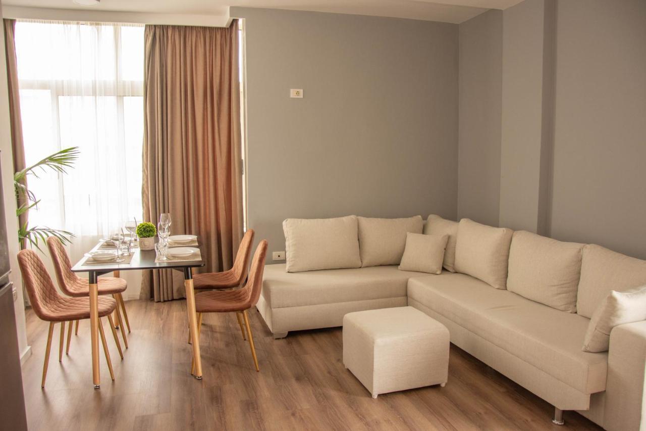 Wave Beachfront Apartments Durres Ngoại thất bức ảnh