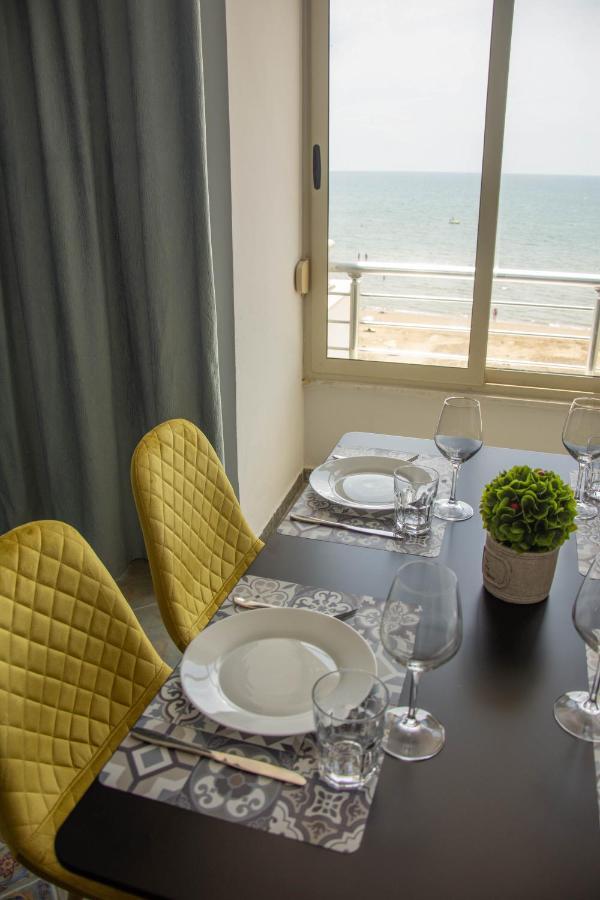 Wave Beachfront Apartments Durres Ngoại thất bức ảnh