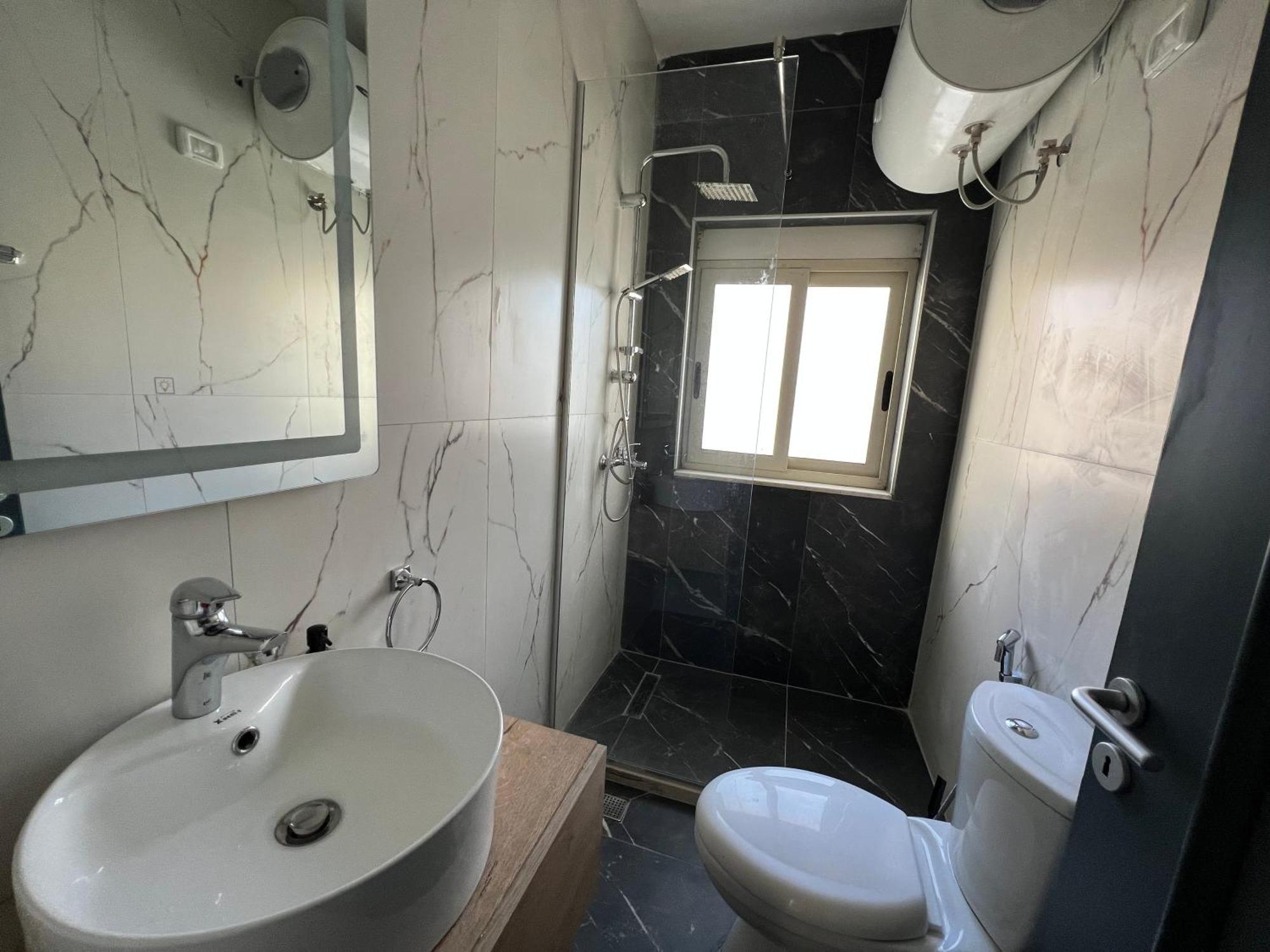 Wave Beachfront Apartments Durres Ngoại thất bức ảnh
